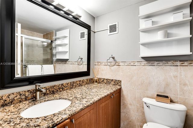 1200 W Ave 312 312, Miami Beach, FL 33139