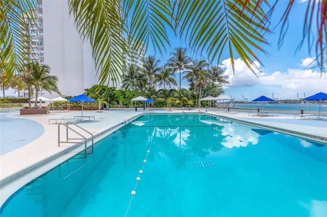 1200 W Ave 312 312, Miami Beach, FL 33139