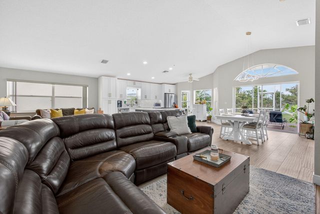 15155 Newquay Court, Wellington, FL 33414