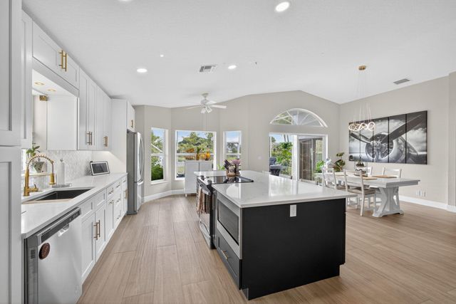 15155 Newquay Court, Wellington, FL 33414