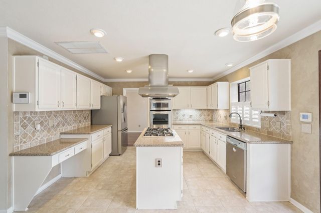 17223 Shadow Valley Drive, Spring, TX 77379