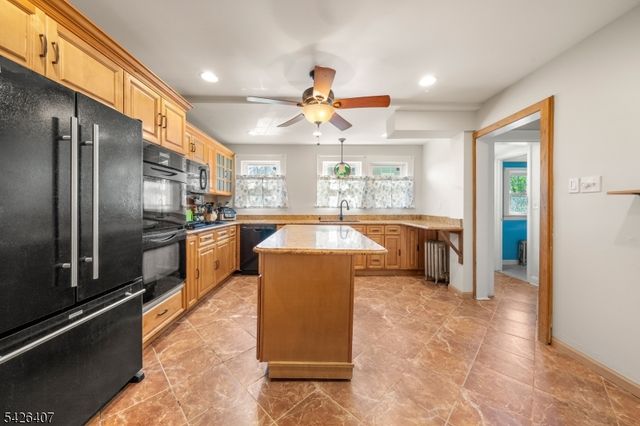 192 Gregory Ave, West Orange Twp., NJ 07052