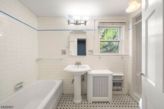 192 Gregory Ave, West Orange Twp., NJ 07052