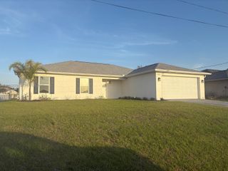 3223 NE 14th Ave 0, Cape Coral, FL 33909