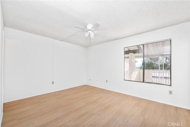 19828 Spanish Oak, Newhall, CA 91321