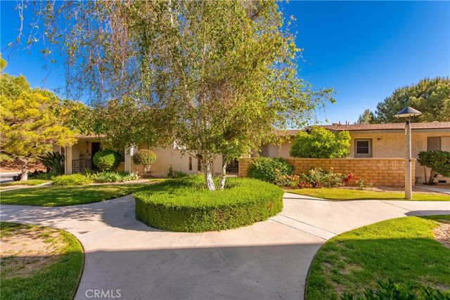 19828 Spanish Oak, Newhall, CA 91321