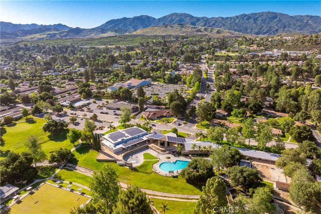 19828 Spanish Oak, Newhall, CA 91321