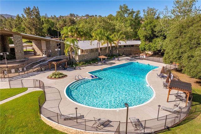 19828 Spanish Oak, Newhall, CA 91321