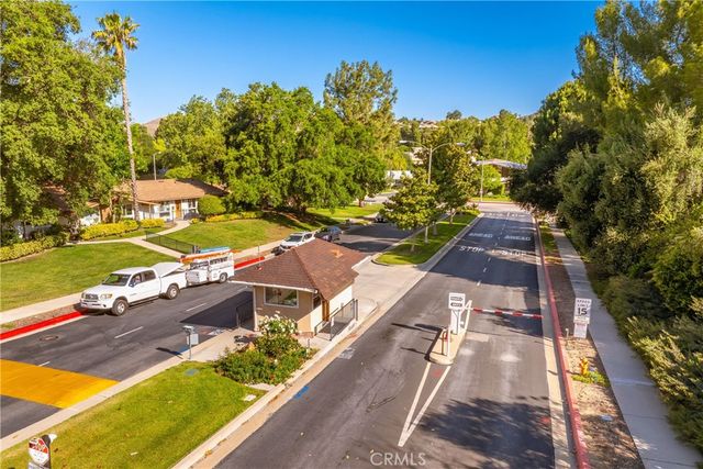 19828 Spanish Oak, Newhall, CA 91321