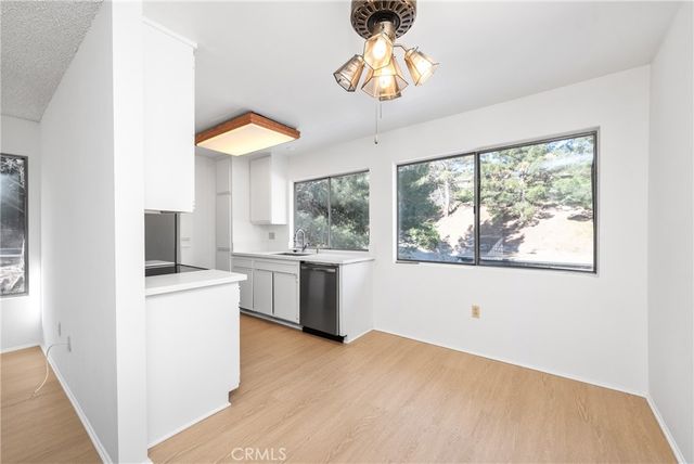 19828 Spanish Oak, Newhall, CA 91321