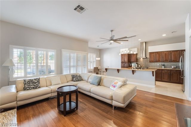 6272 Pride Lane, Las Vegas, NV 89103
