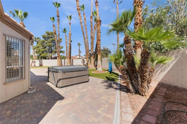 6272 Pride Lane, Las Vegas, NV 89103