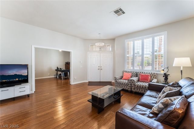 6272 Pride Lane, Las Vegas, NV 89103