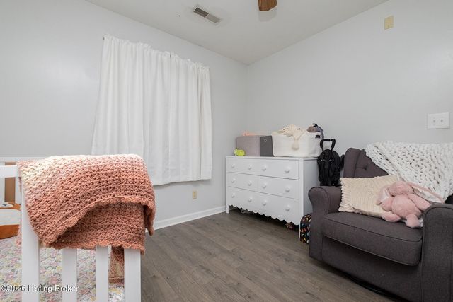 217 E Blue Jay Rd, Louisville, KY 40229