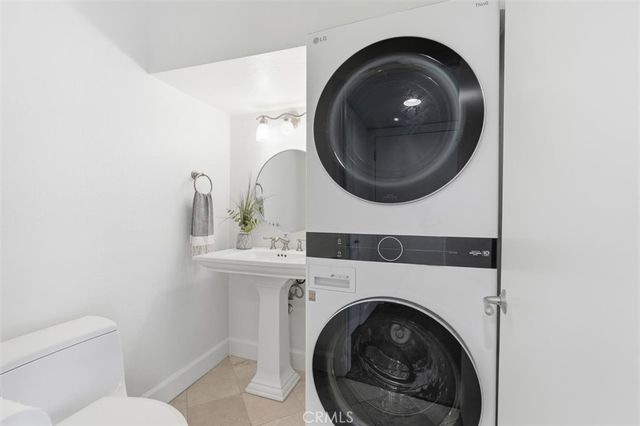 1747 Barry Avenue 106, Los Angeles, CA 90025