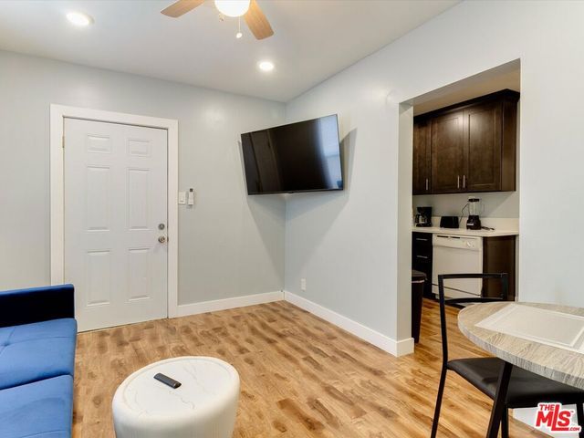 11472 VENTURA B, Studio City, CA 91604