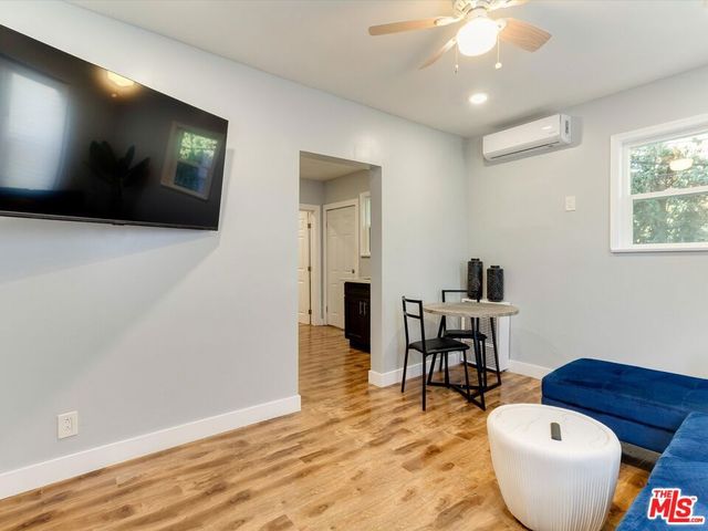 11472 VENTURA B, Studio City, CA 91604