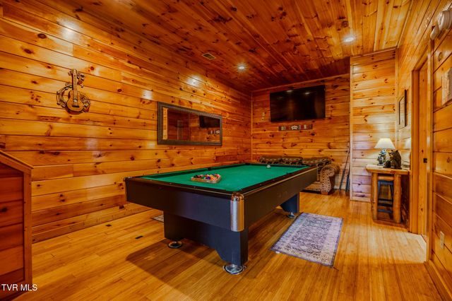 921 Mcmakin Way, Pigeon Forge, TN 37863