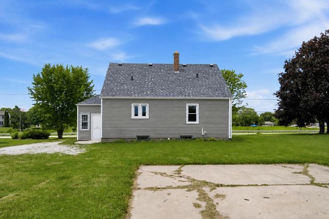 10110 S Shepard AVENUE, Oak Creek, WI 53154