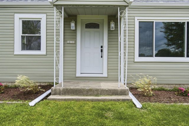 10110 S Shepard AVENUE, Oak Creek, WI 53154