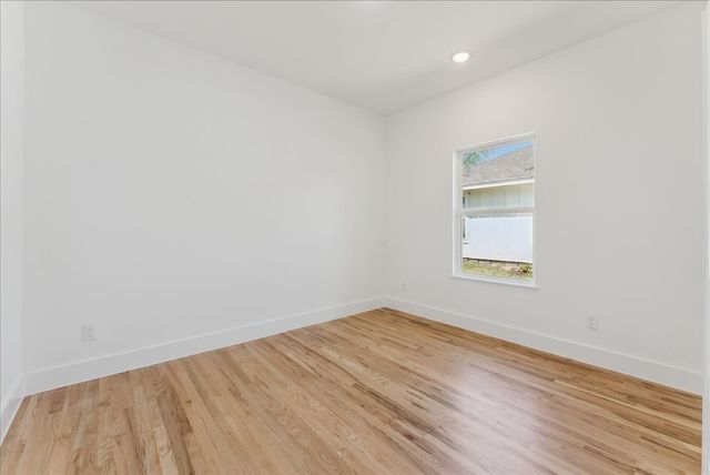 1313 Franklin Avenue, Bonham, TX 75418