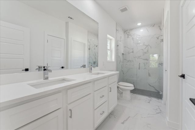 1313 Franklin Avenue, Bonham, TX 75418