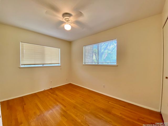 6611 PRESLEY DR, San Antonio, TX 78240