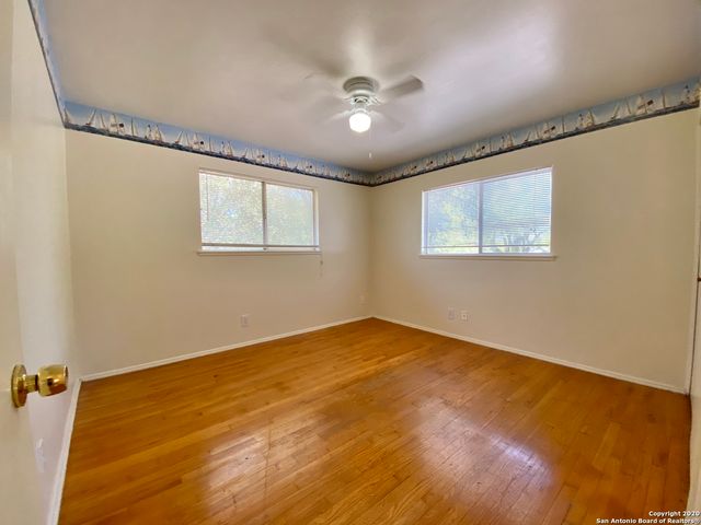 6611 PRESLEY DR, San Antonio, TX 78240