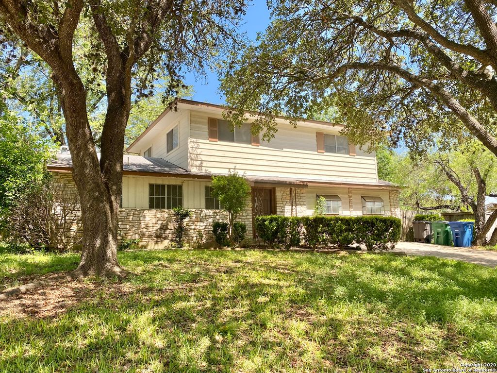 6611 PRESLEY DR, San Antonio, TX 78240