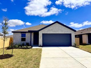 1017 Live Oak Avenue, Bay City, TX 77414