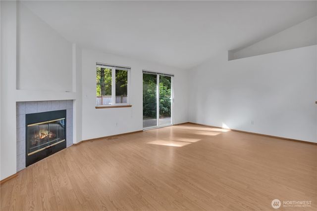21819 SE 249th Place, Maple Valley, WA 98038