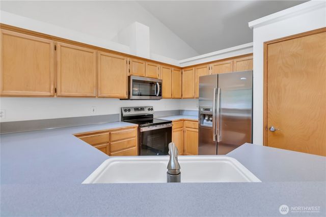 21819 SE 249th Place, Maple Valley, WA 98038