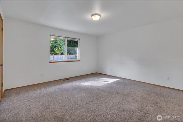 21819 SE 249th Place, Maple Valley, WA 98038