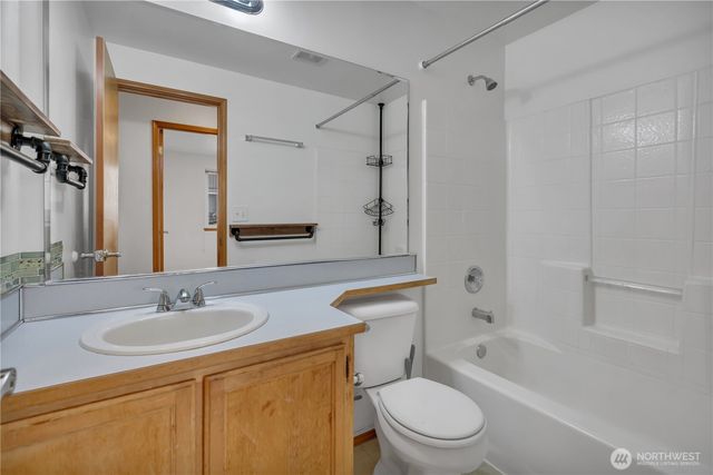 21819 SE 249th Place, Maple Valley, WA 98038