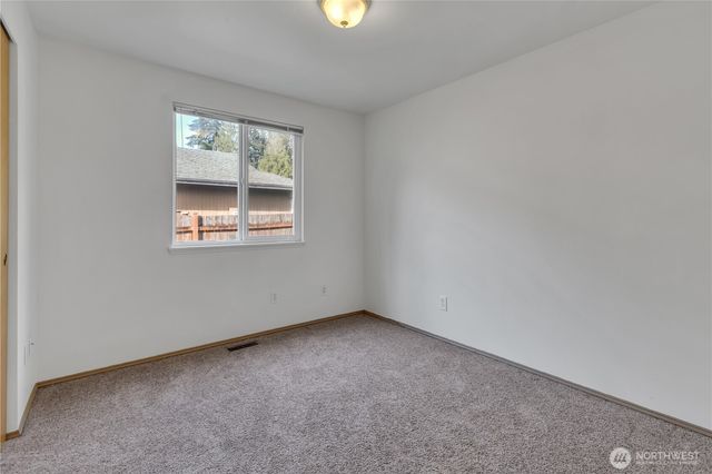 21819 SE 249th Place, Maple Valley, WA 98038