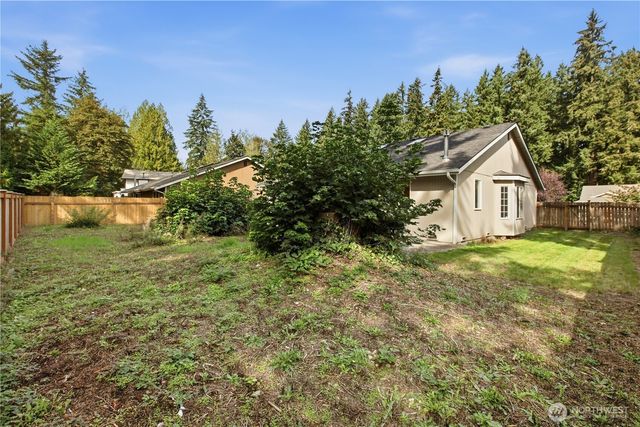 21819 SE 249th Place, Maple Valley, WA 98038