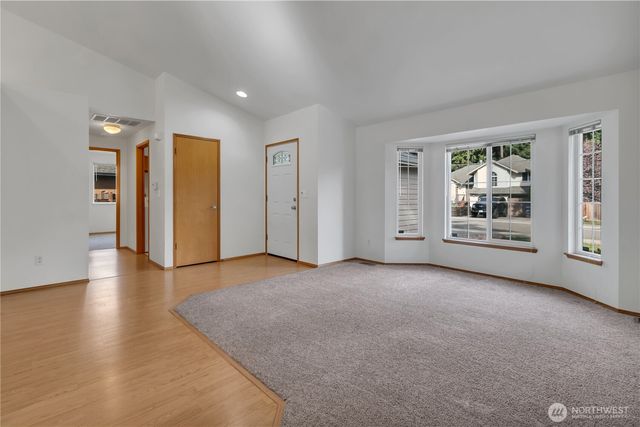 21819 SE 249th Place, Maple Valley, WA 98038