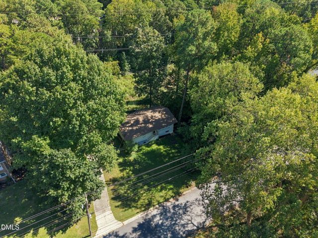 5812 Deblyn Avenue, Raleigh, NC 27612