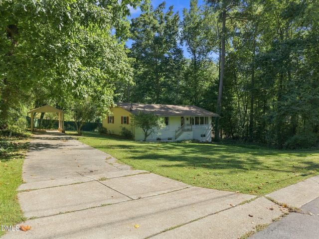 5812 Deblyn Avenue, Raleigh, NC 27612