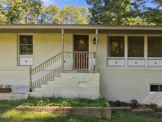 5812 Deblyn Avenue, Raleigh, NC 27612