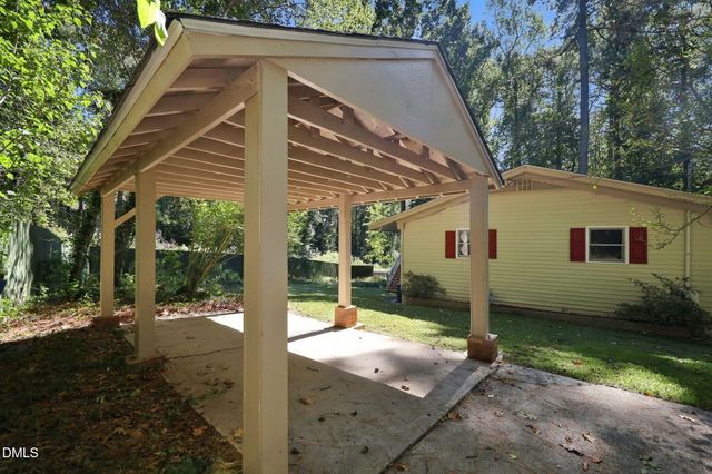 5812 Deblyn Avenue, Raleigh, NC 27612