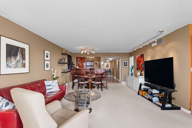 3520 Oaks Way 510, Pompano Beach, FL 33069