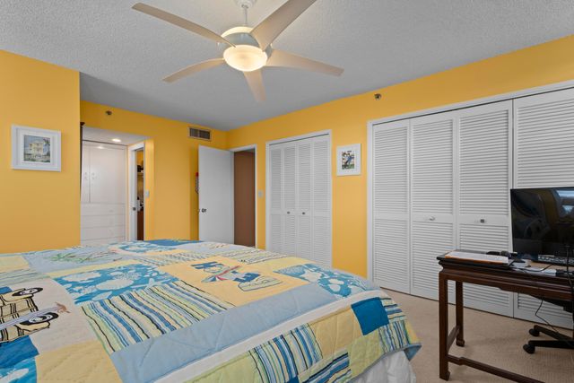 3520 Oaks Way 510, Pompano Beach, FL 33069