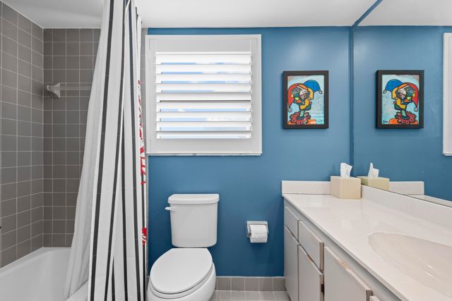 3520 Oaks Way 510, Pompano Beach, FL 33069