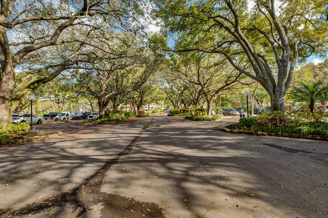 3520 Oaks Way 510, Pompano Beach, FL 33069