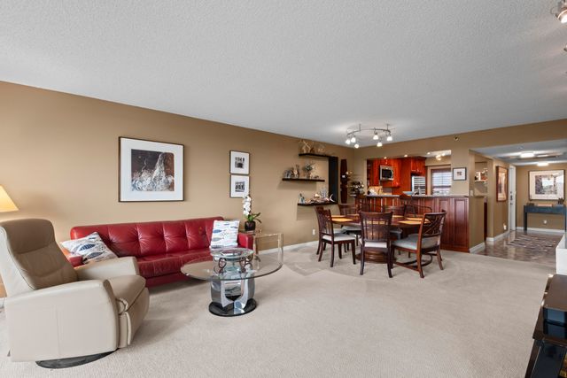 3520 Oaks Way 510, Pompano Beach, FL 33069