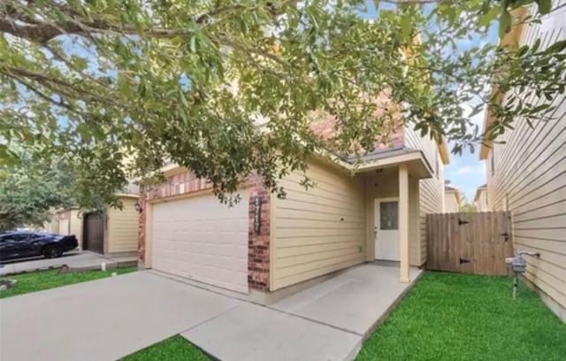 1717 Don Alejandro, Houston, TX 77091