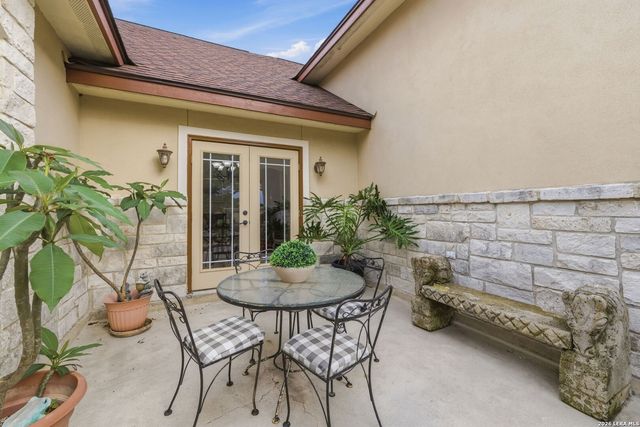 30512 Saddleridge Dr., Bulverde, TX 78163