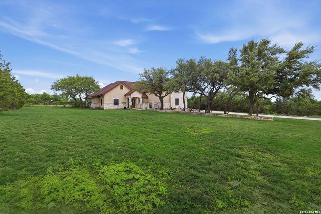 30512 Saddleridge Dr., Bulverde, TX 78163