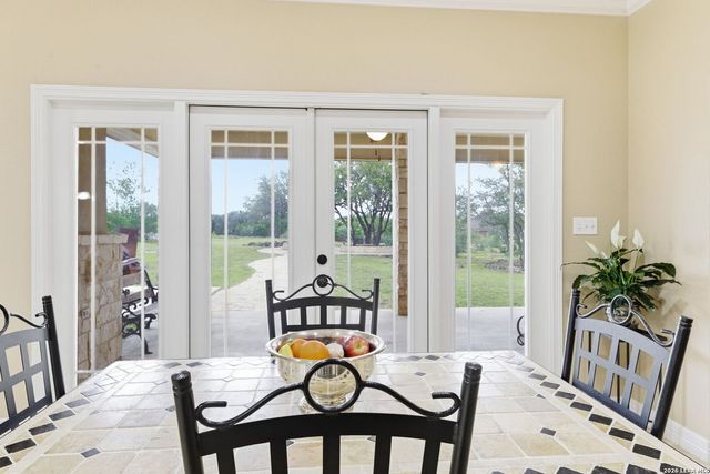 30512 Saddleridge Dr., Bulverde, TX 78163